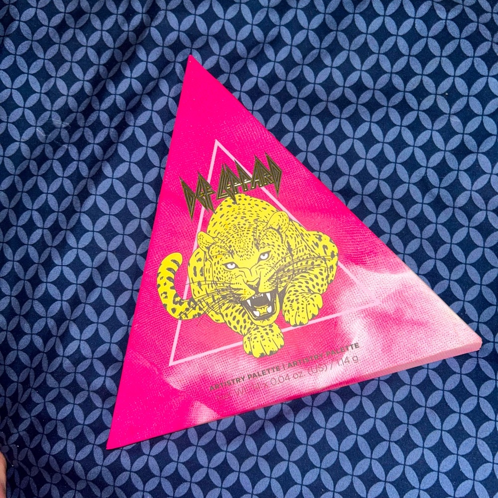 Def Leppard eyeshadow palette